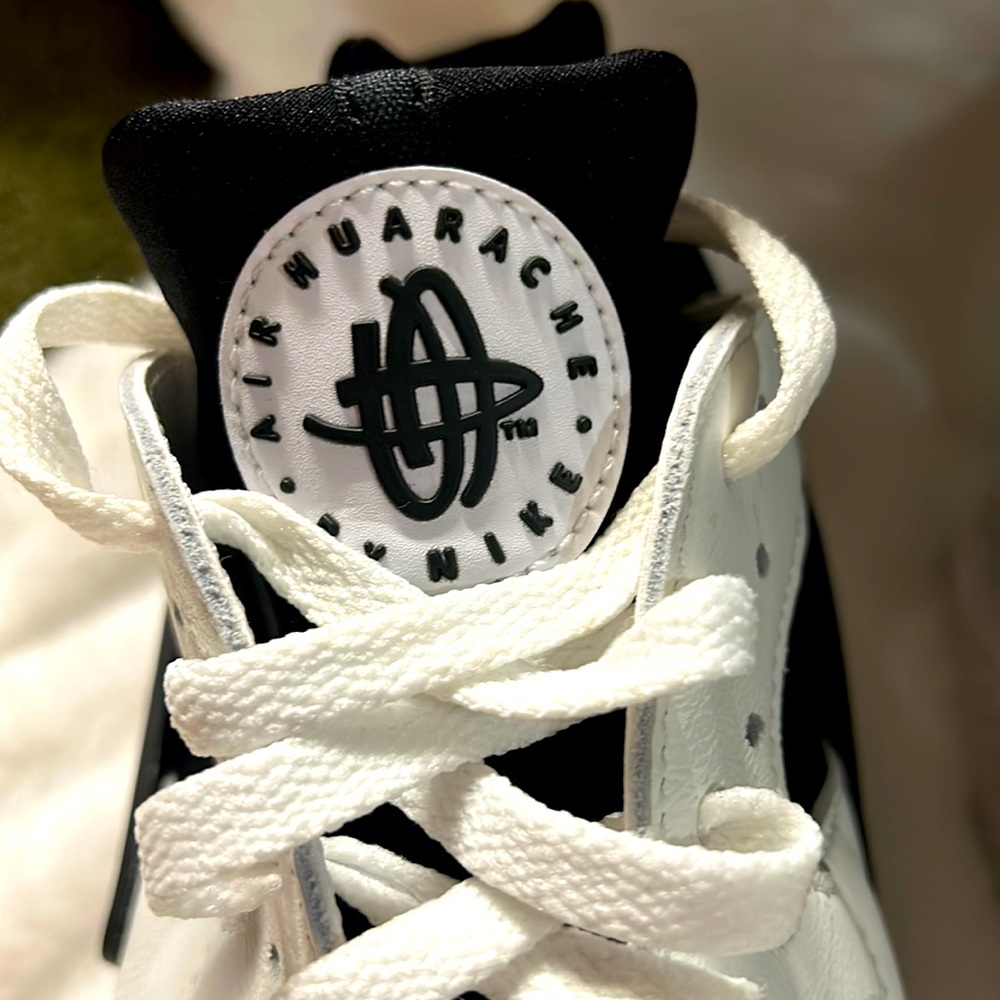 Air Huarache by Nike